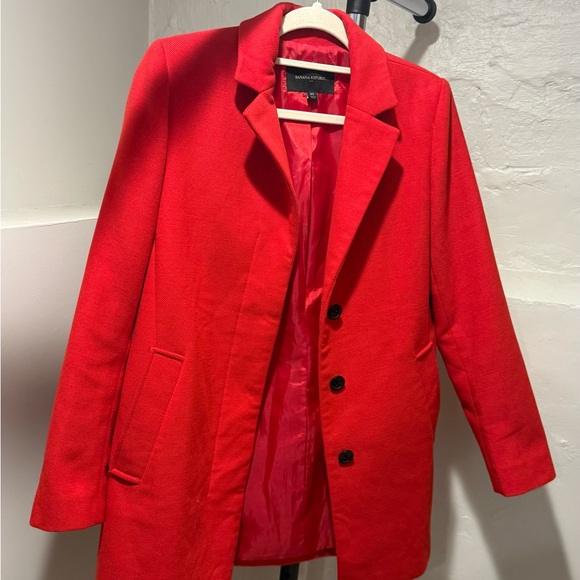 Banana Republic Jackets & Blazers - Banana Republic Bold Red Blazer